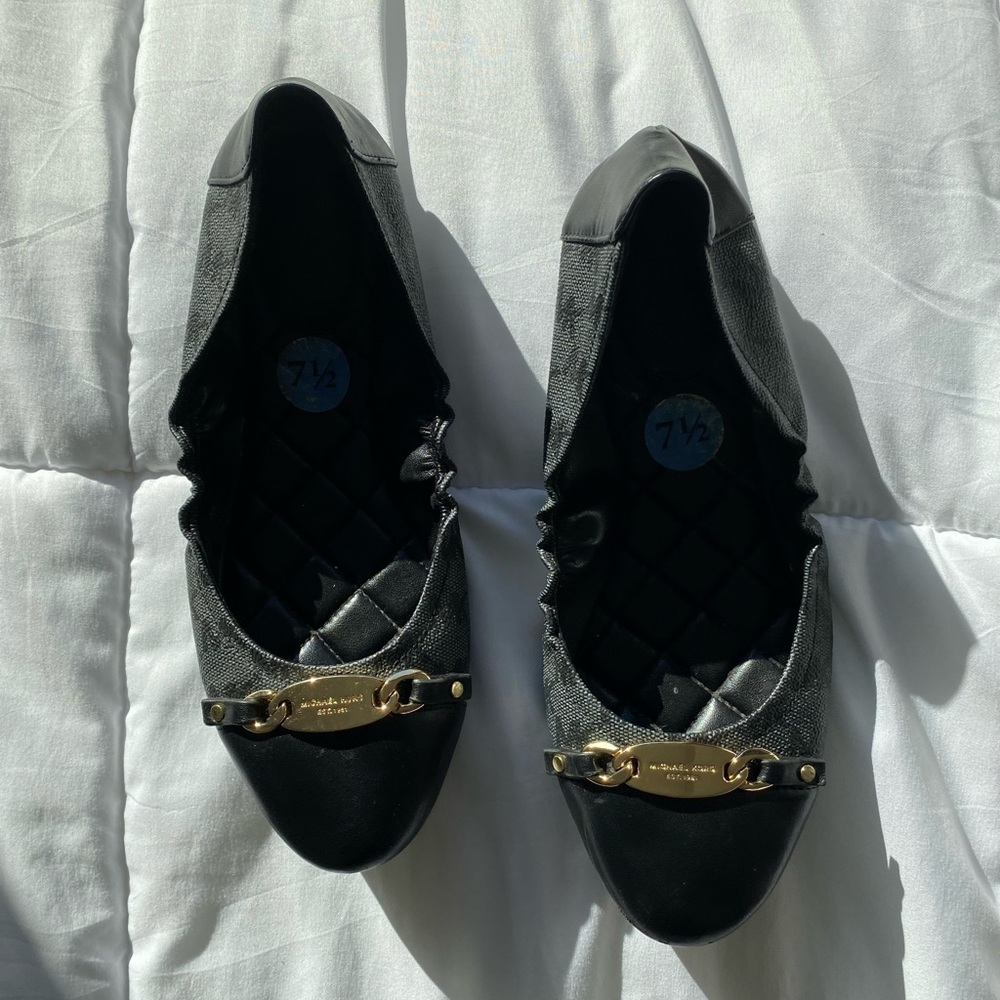 Michael Kors moccasin logo flats